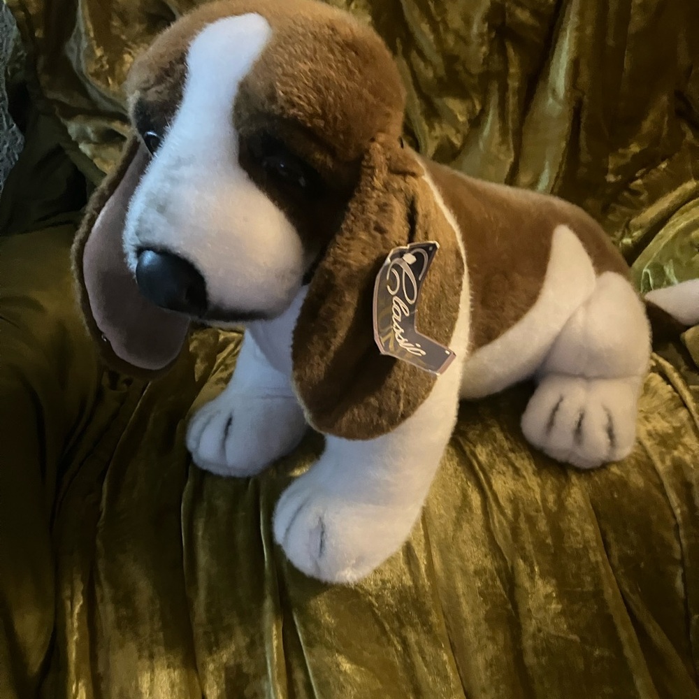 Gund collector classics Brown and White Plush Dog Toy